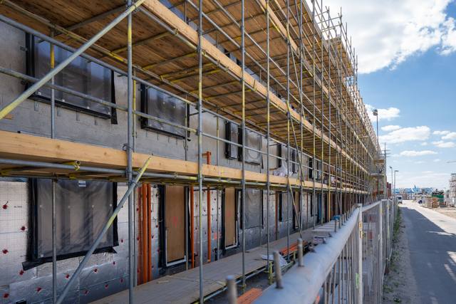 Commercial rendering with scaffolding