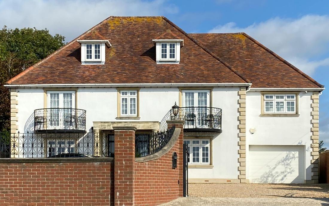 Rendered home near Wolverhampton — example finish
