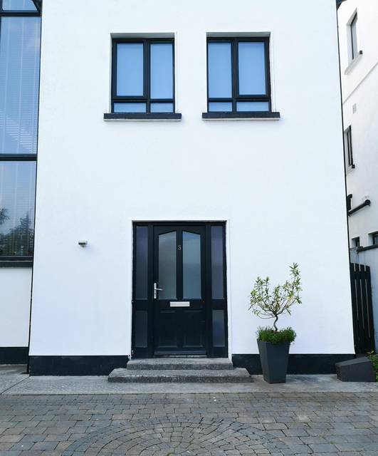 Rendered home near Kettering — example finish